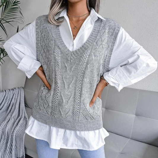 Gabriele – Strickjacke mit V-Ausschnitt